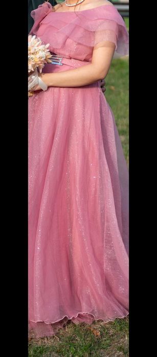 Vând  rochie de ocazie