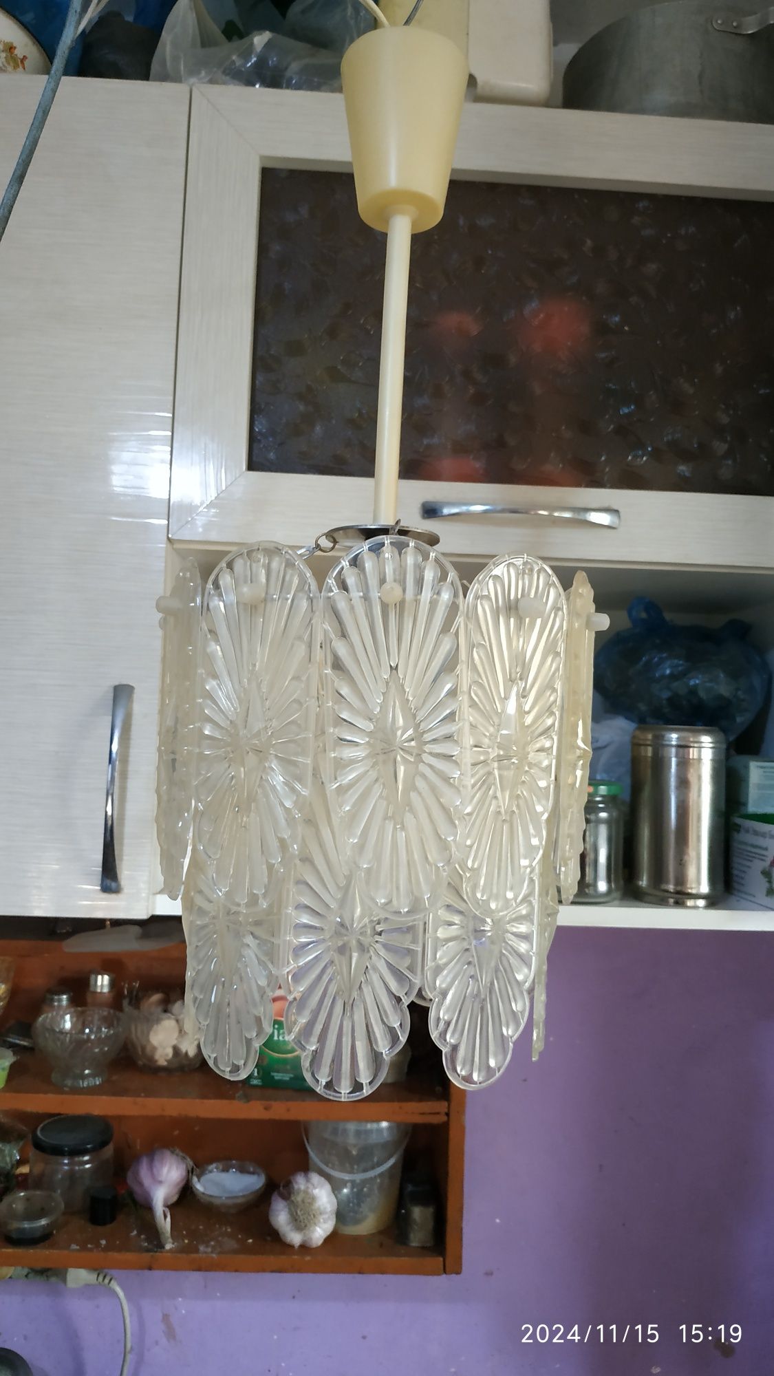 Продам советскую люстру