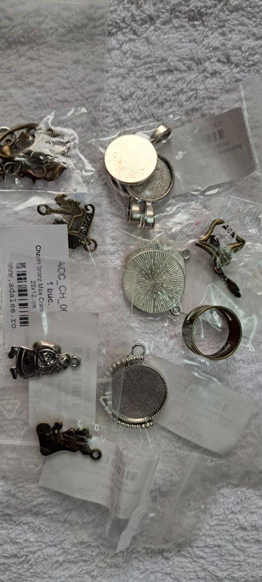 Accesorii handmade