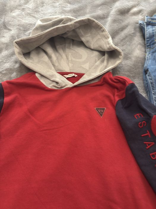 Блуза GUESS и дънки 10 години