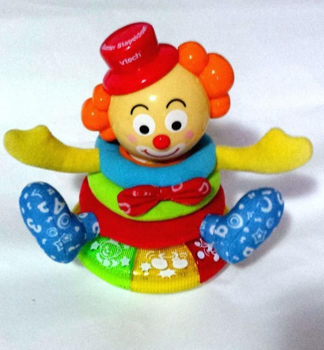 Piramida Vtech cu lumini, sunete, melodii clovn jucarie intersctiva
