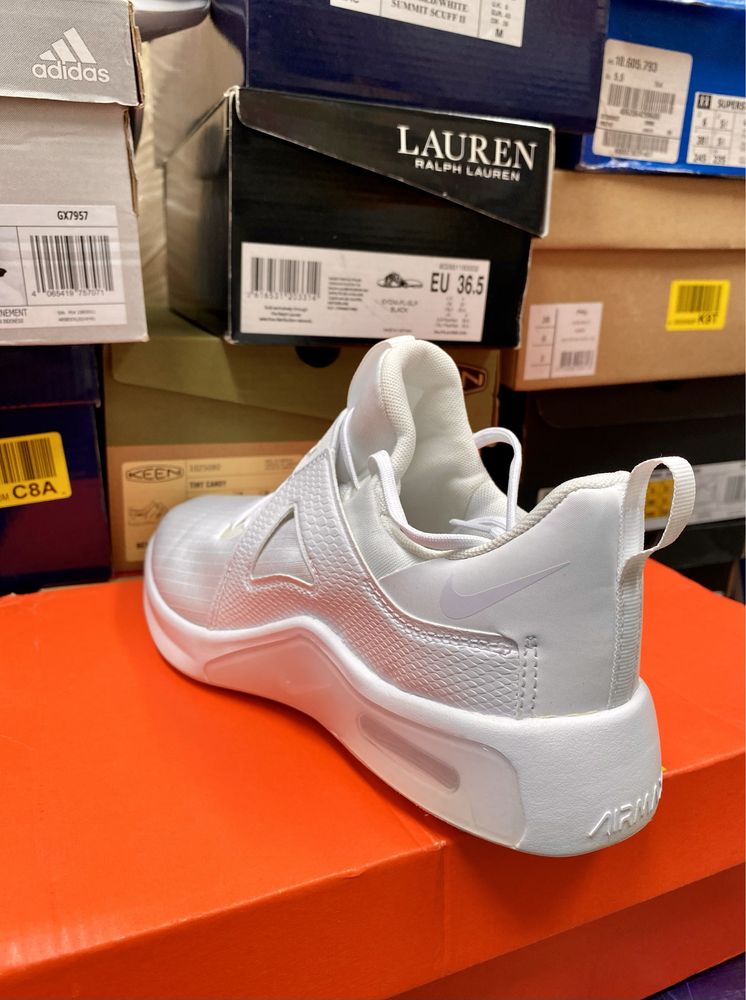 Дамски маратонки Nike Air Max Bella Tr 5 36.5 - 23 см намалени