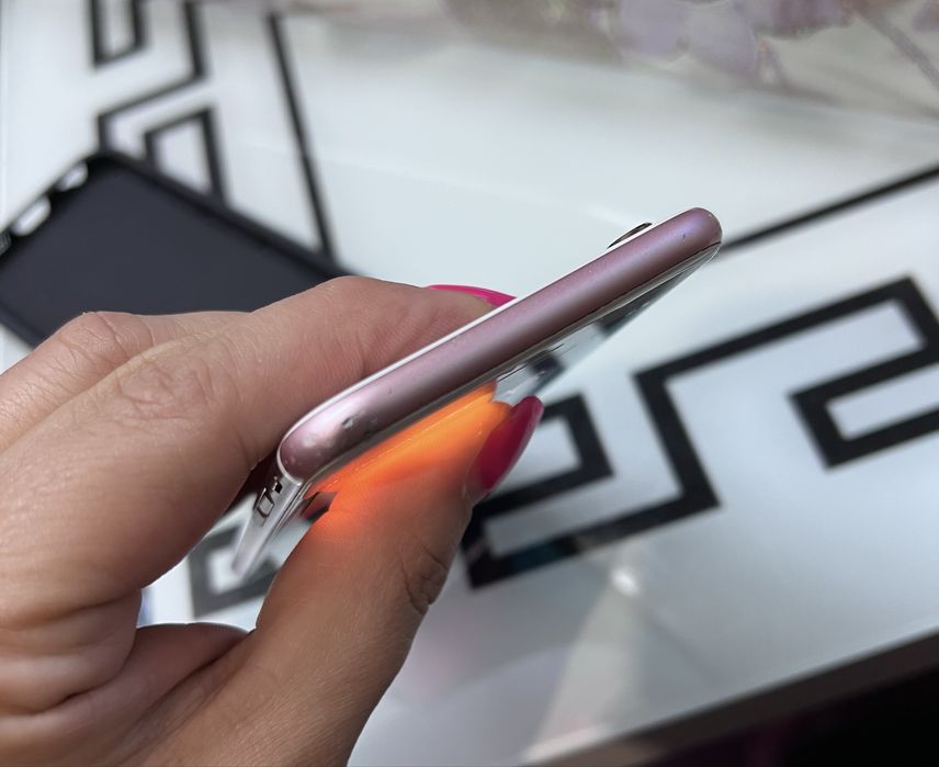 Iphone 6S rose-gold // 16 GB