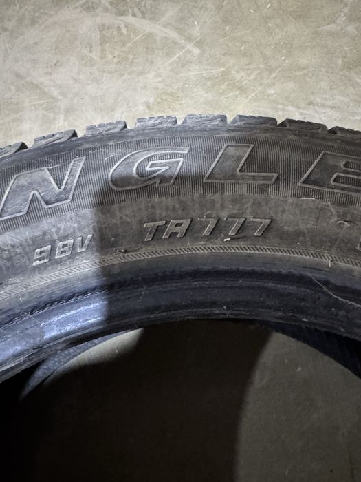 Шины зимние TRIANGLE TR777 215/55/17