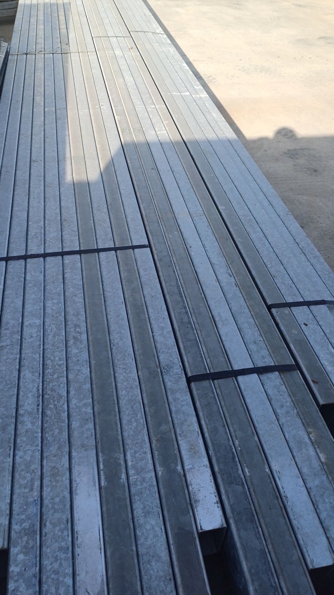 Teava rectangulara zincata, teava galvanizata, profile zincate  Noi