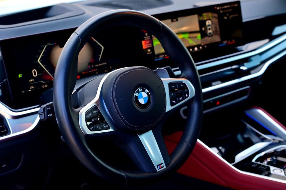 X6 Alb cu interior individual rosu 2025 in garantie 4.0 d