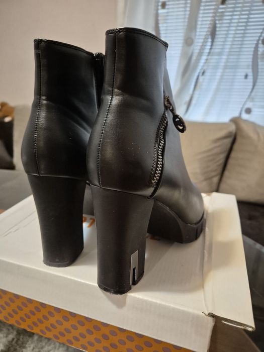 Боти черни зимни 40 номер