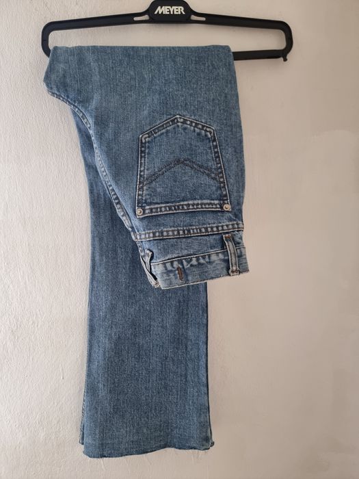 Blugi evazați  Arizona