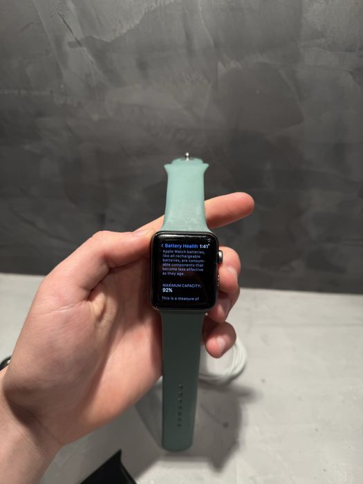 92% battery! Apple Watch series 3 42 mm