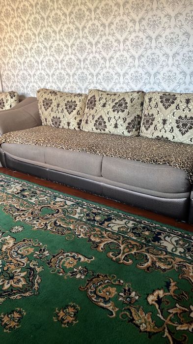 Два дивана срочно!