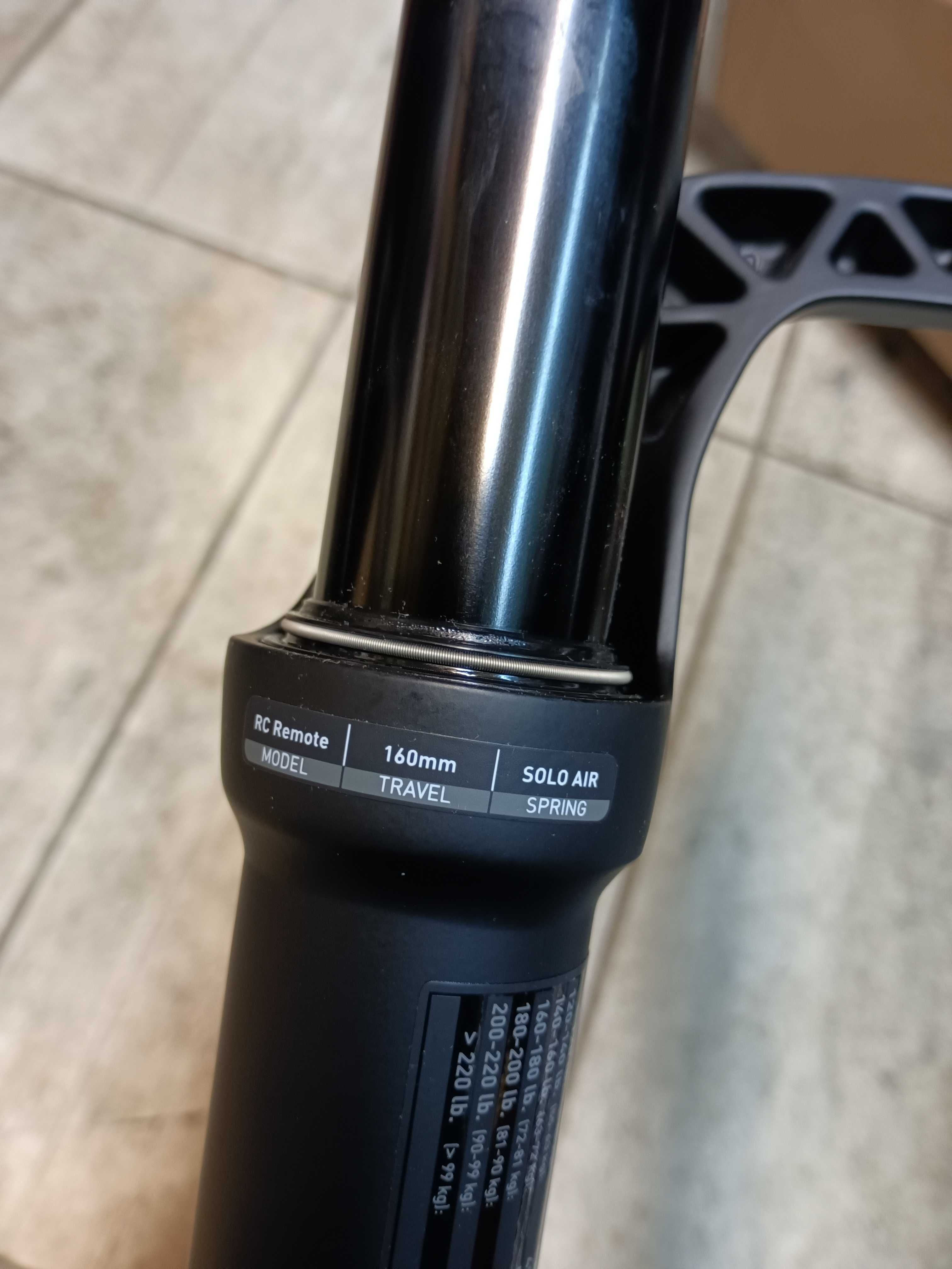 Rock Shock revelation RC R 27,5 160 и 140 mm