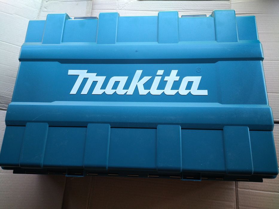 Makita DBN900ZK 18v LXT