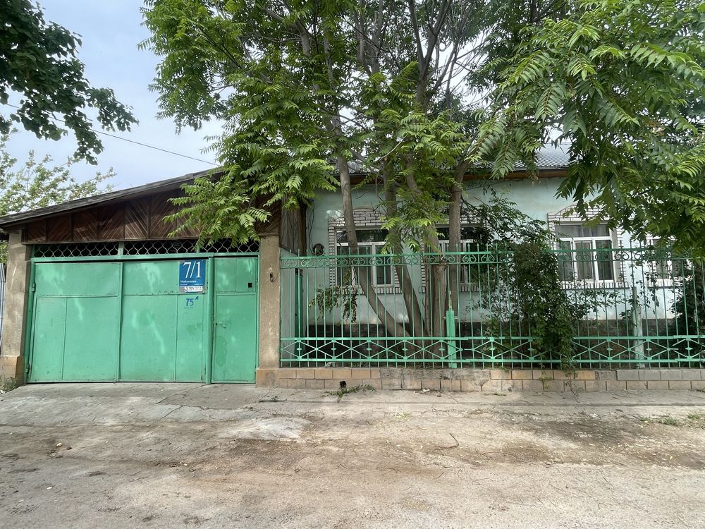 Сарыағаш қаласы, Төле би көш үй сатылады.