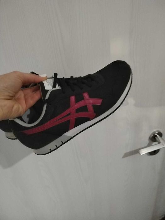 Оригинални маратонки Asics