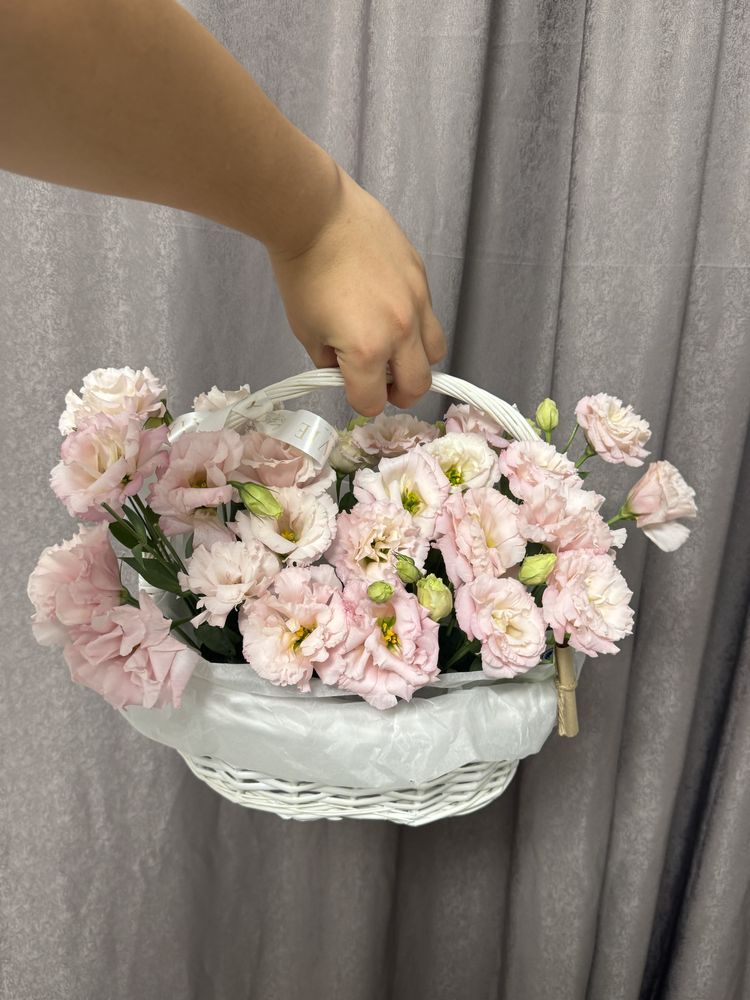 Букет из эустом (лизиантусов)