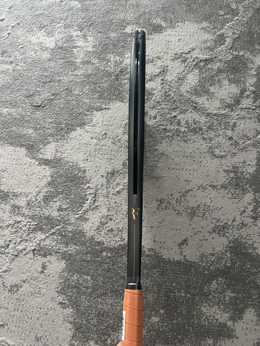 Тенис ракета Wilson RF 01