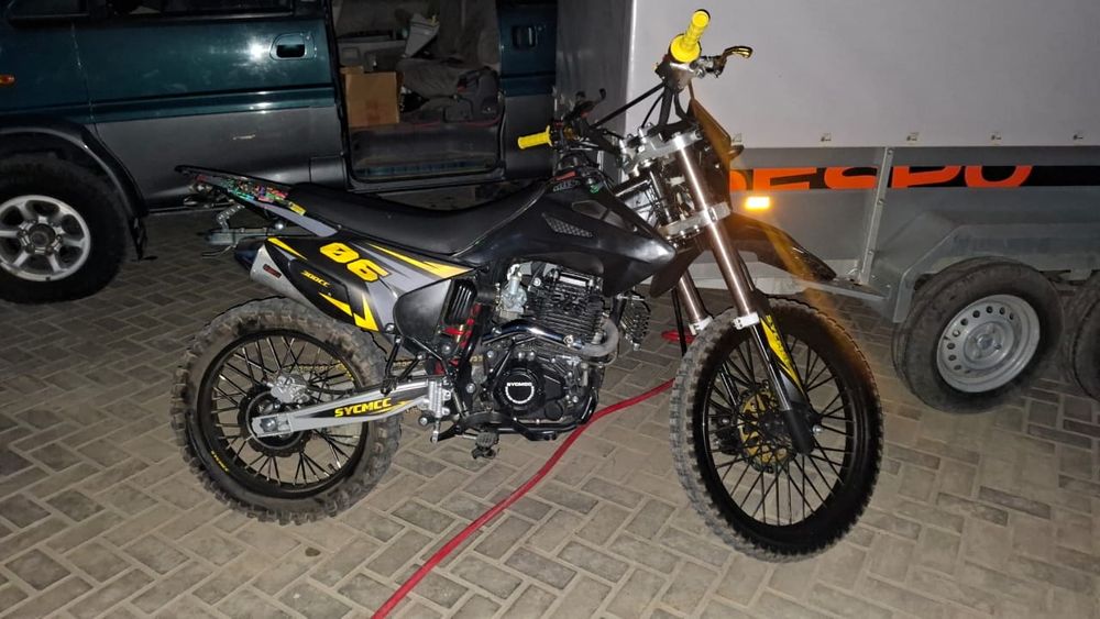 Эндуро 300 кубов