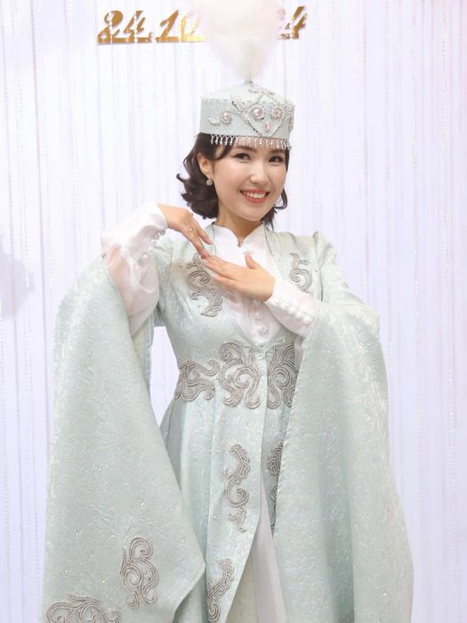 Казахское платье на кыз узату