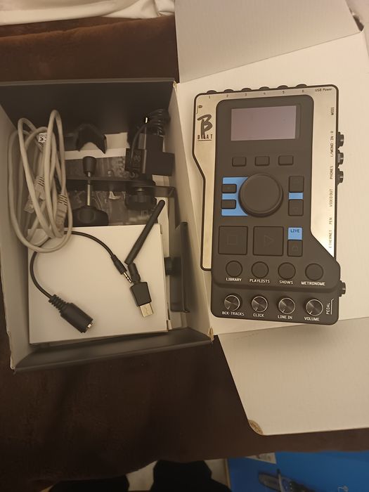 M-Live B. Beat 128 Gb cu toate accesoriile (backtrack player)