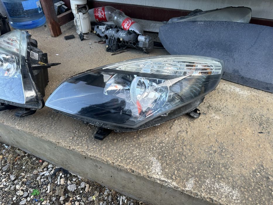 Фар/Фарове за Рено Сценик 3 след 2009г.!