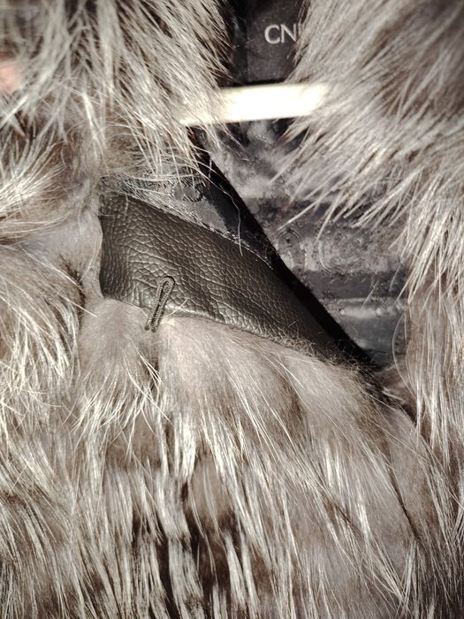 Новая женская шуба из чернобурки