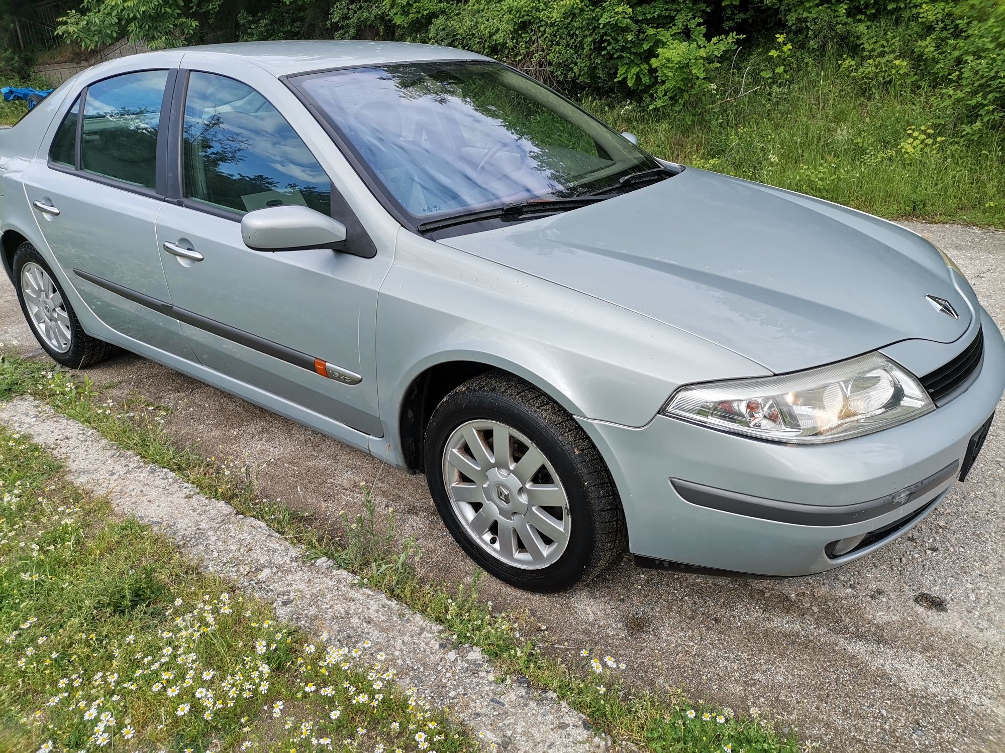 На Части Renault Laguna 1.9 dci навигация