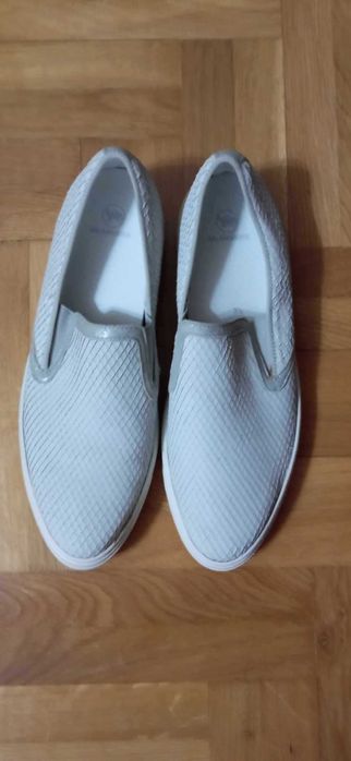 Pantofi femei Salamander noi 71/2 ( 41)