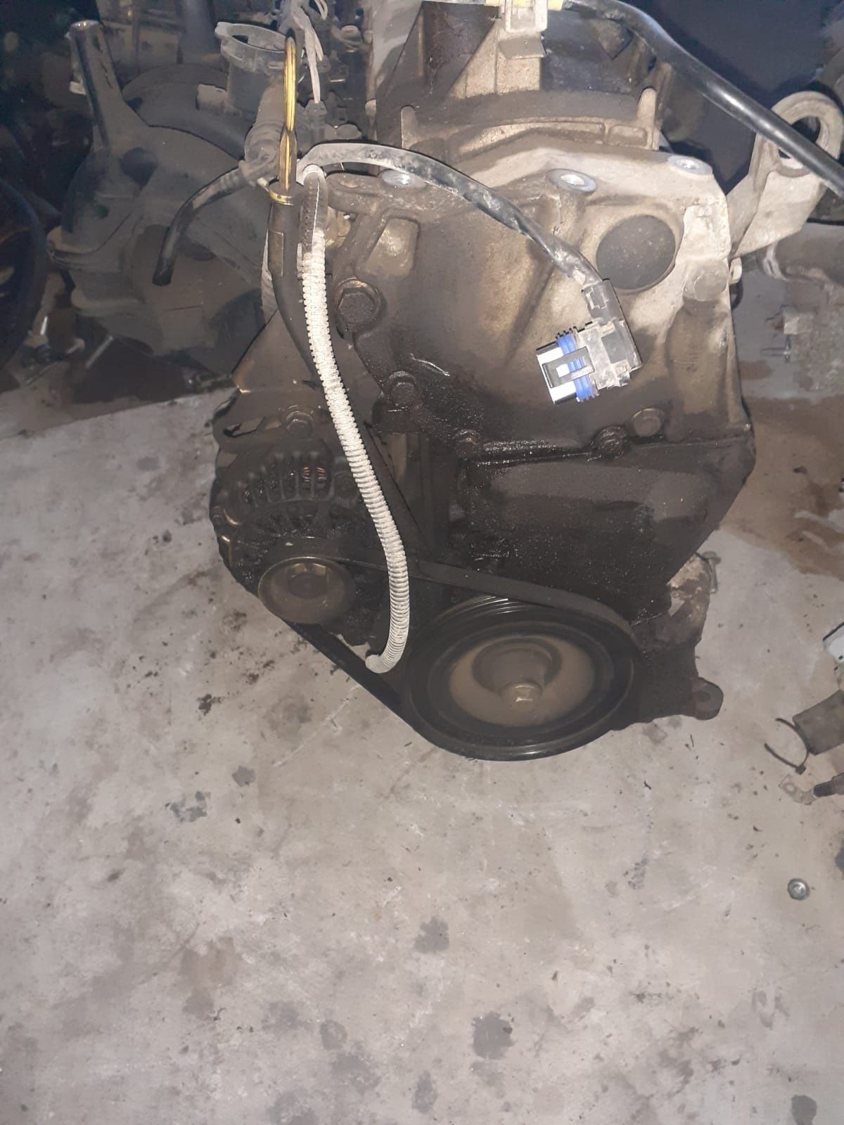 Motor dacia Logan, clio 1.4 benzină.