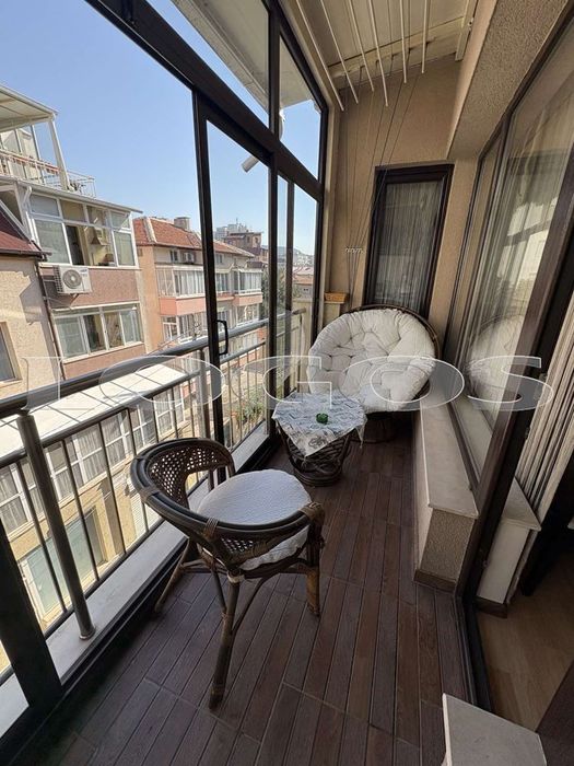 Дава се под наем Двустаен апартамент в Варна, Левски - 60 кв.м за 460 € - Снимка #2