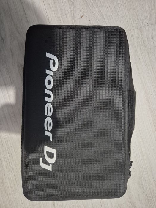 DJ контролер Pioneer DDJ-200 + калъф + подарък кабел + гаранция