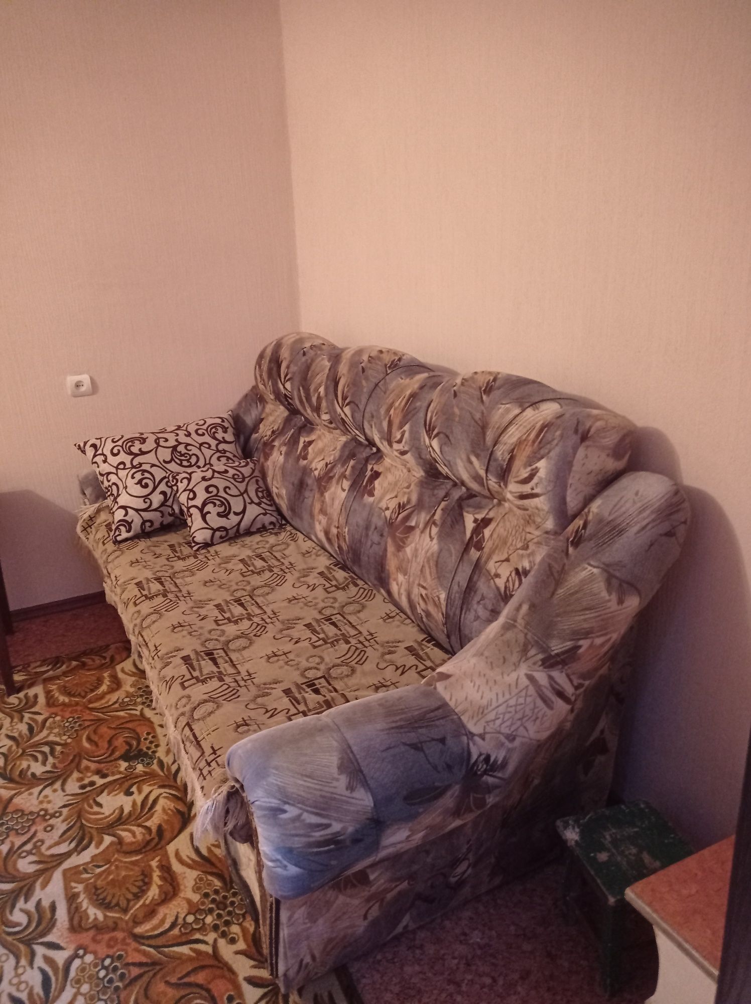 Сдам однокомнатную квартиру для двоих,не для шума,часы,ночь,сутки