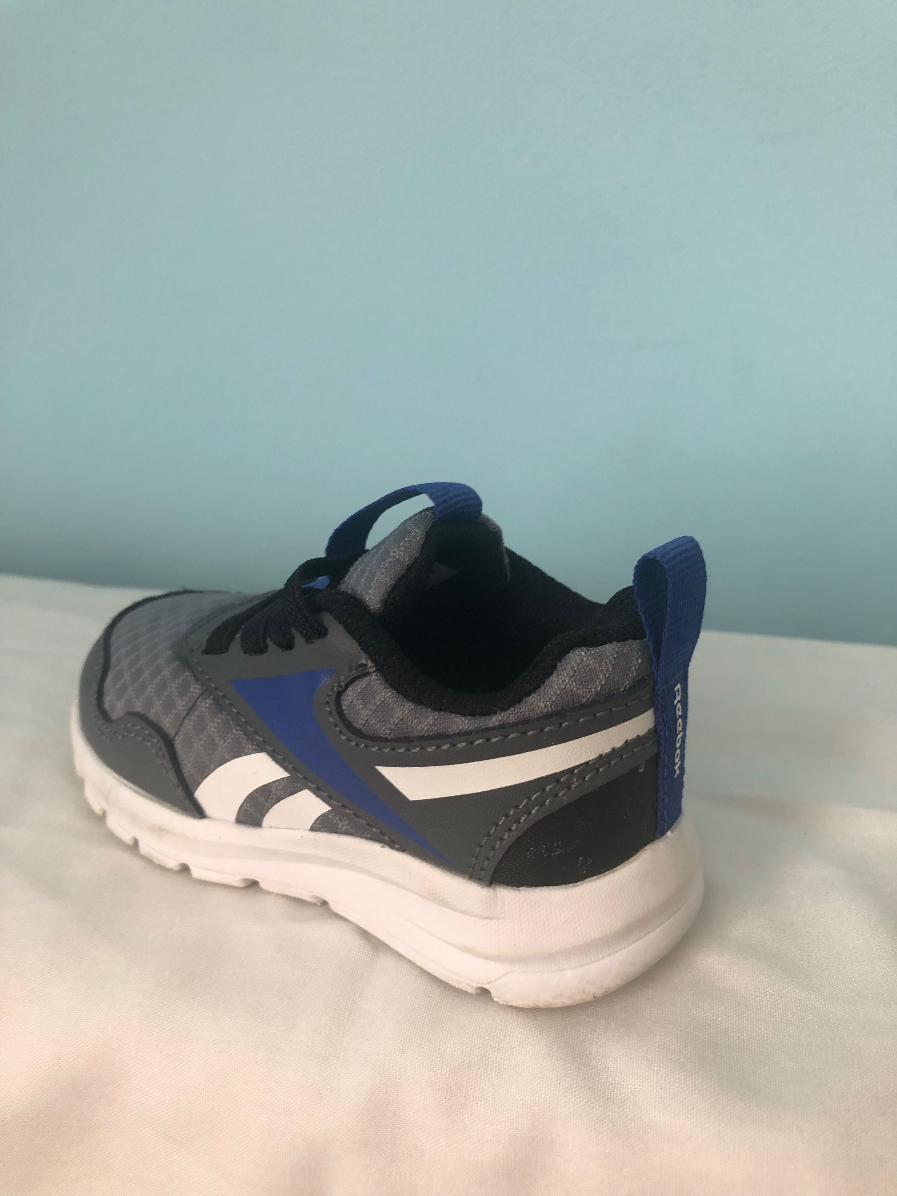 Reebok pantofi sport copii numărul 20 EUR