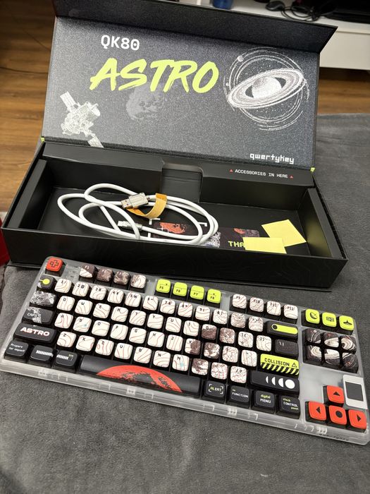 Qwertykey80 Astro Bluetooth Wireless