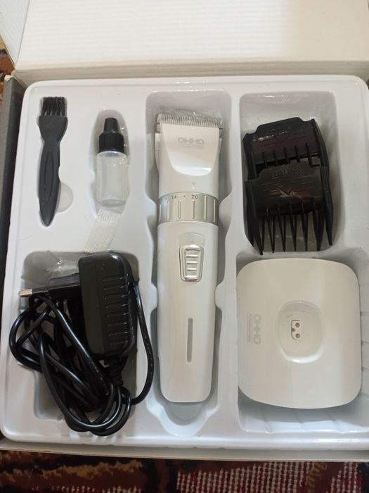 Продам парихмахерская машинка универсал для людей и животных можно стр