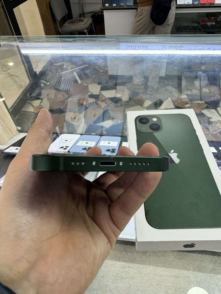 iPhone 13  128 gb green ideal 90%