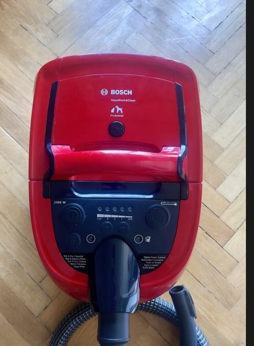 Прахосмукачка Bosch BWD421PET, за сухо и мокро почистване