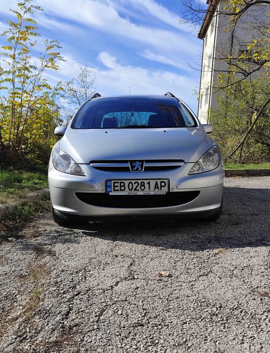 Продавам Peugeot 307 2.0 HDI