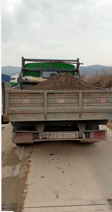 Transport materiale din balastiera