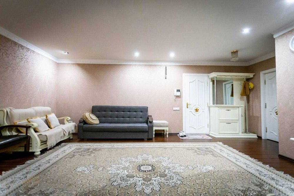 4-х комнатная квартира продается  на Ц-6 (ЗАГС) ID: 3881