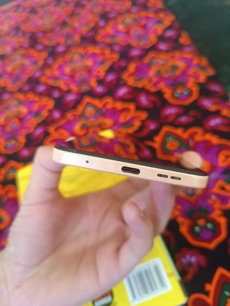 Redmi note 12 Ishlatilgan xolati yaxshi usta koʻrmagan