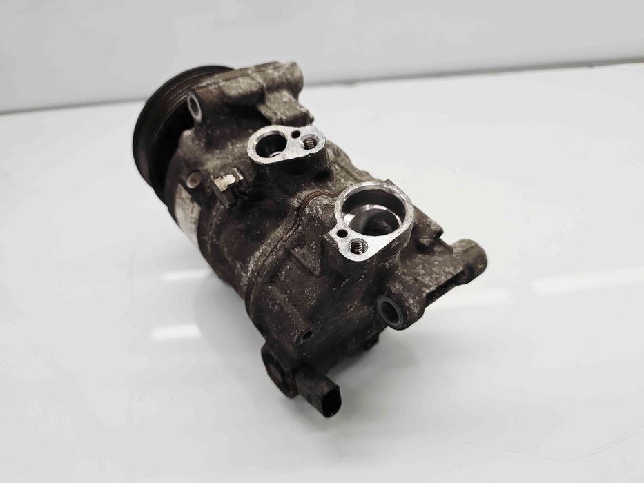 Compresor clima  Volkswagen Golf 7 (5G) [Fabr 2014-prezent] 5Q0816803F