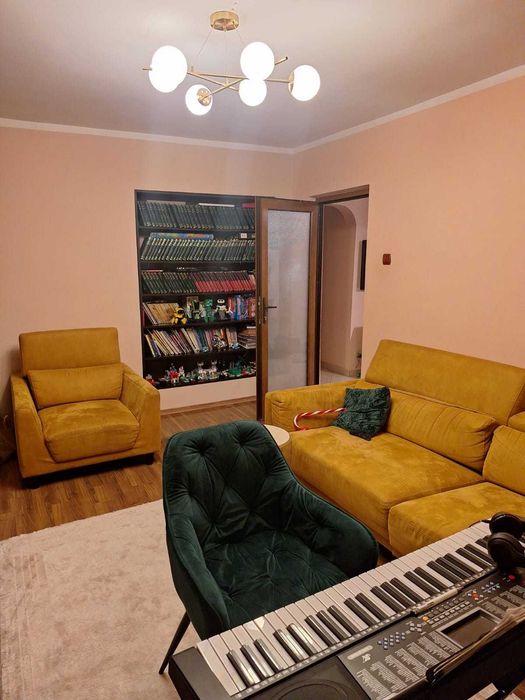Vand apartament in  Tecuci jud Galati
