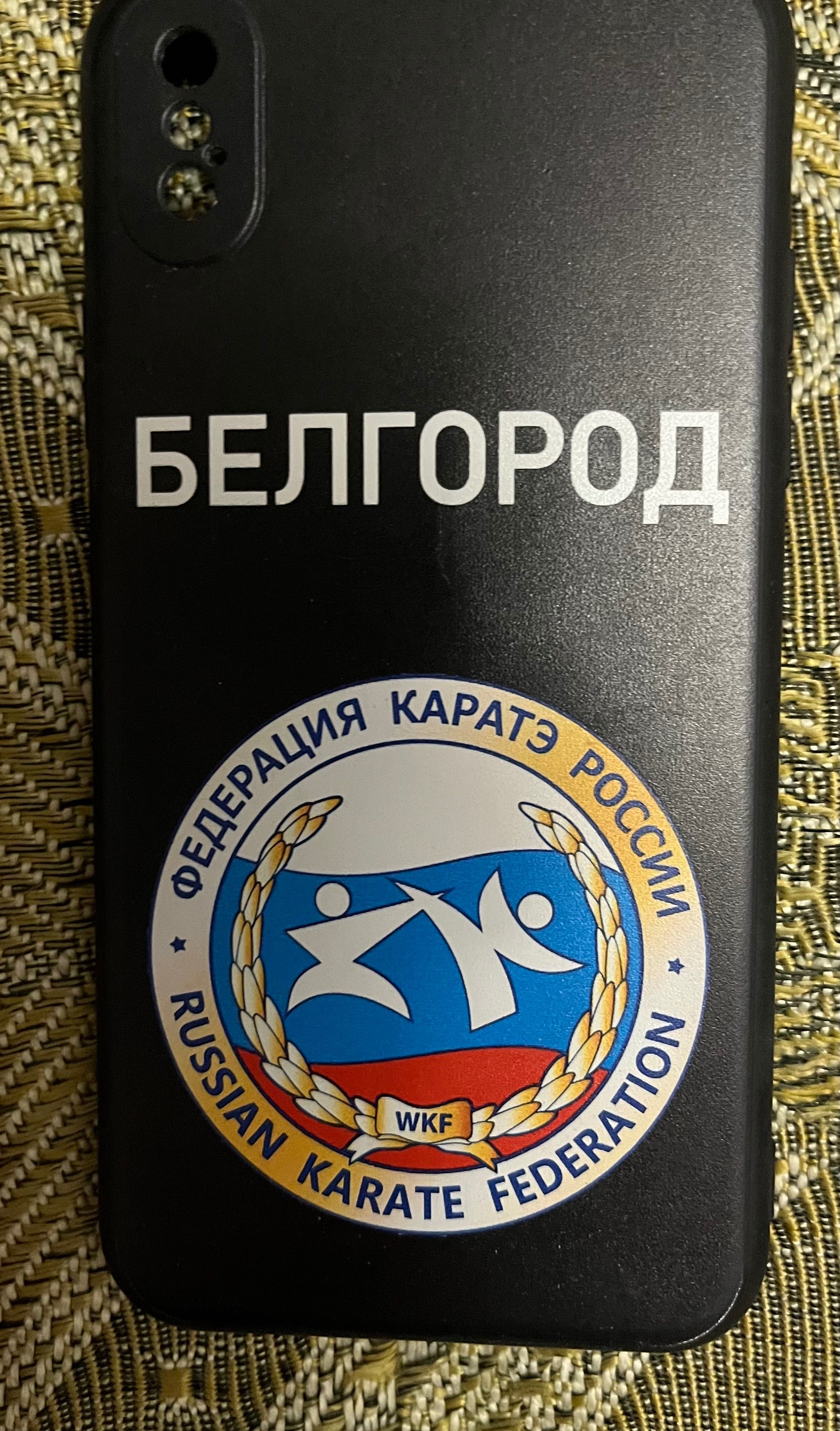 Продаются чехлы на айфоны X и XS и на  андроид 25 000 за все!