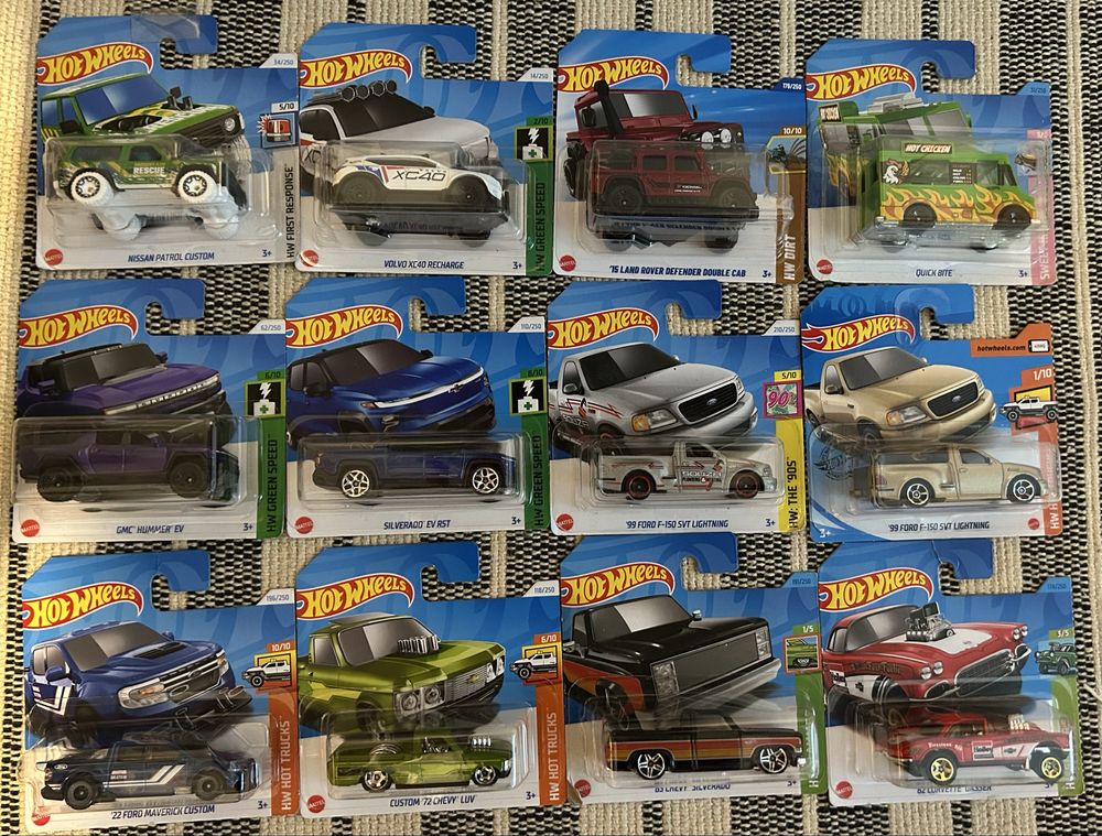 Hot wheels matchbox majorette 1:64