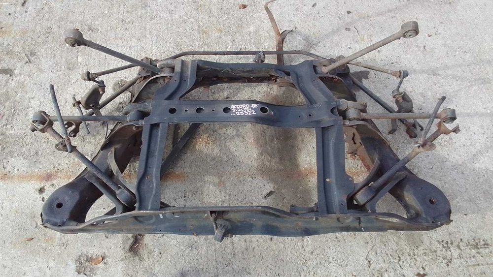 Заден мост Honda Accord 2.2CTDI 2006г.