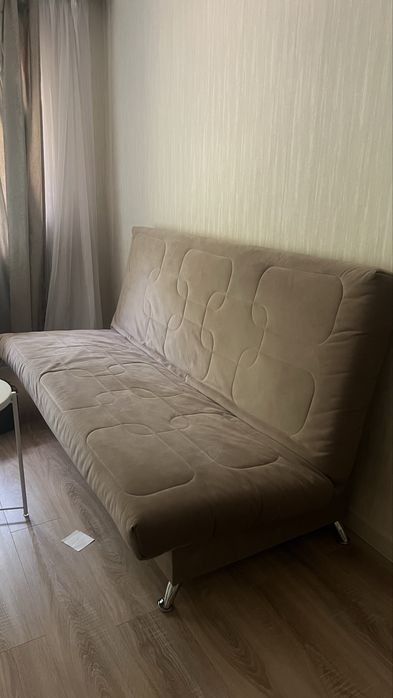 Диван российский, срочно