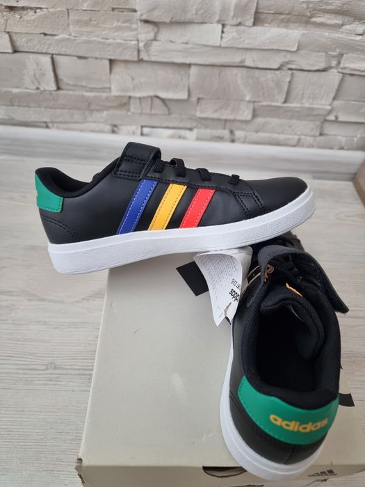 Детски маратонки adidas grand court 2.0 el номер 33
