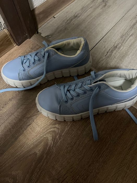 Кеды в идеальном состоянии 37 размер