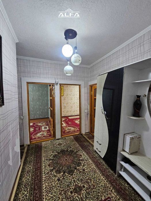 Buxoroda kvartira uy xonadon sotiladi 3 xonali 84m² 1-qavat.