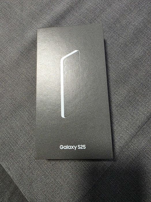 Samsung Galaxy s25 128GB